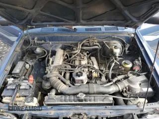 1990 Toyota Pickup DX с VIN JT4RN81P7L5065454, выставлен на аукционе Copart как лот 52913465 с пробегом 366 591 миль миль и Списание • Salvage title. История ставок и продаж доступна на DreamBid. Изображение 12.