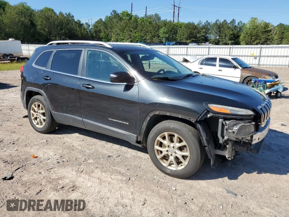2016 Jeep Cherokee Latitude z VIN 1C4PJMCB4GW375624, wystawiony jako Copart lot #55562415 z przebiegiem 218 437 mil mil oraz Szkoda całkowita • Salvage title. Historia ofert i sprzedaży dostępna na DreamBid. Obrazek 4.