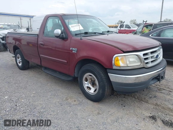 1999 Ford F-150 Work Series with VIN 1FTRF17W7XNA96857, listed as a IAAI auction lot 42119251 with 388,575 mi miles. Bid and sale history available at carsss.com. Image 1.
