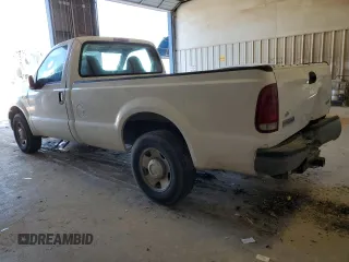 2005 Ford F-250 XL z VIN 1FTNF20545EB79620, wystawiony jako Copart lot #84940344 z przebiegiem 209 677 mil mil oraz Szkoda całkowita • Salvage title. Historia ofert i sprzedaży dostępna na DreamBid. Obrazek 2.
