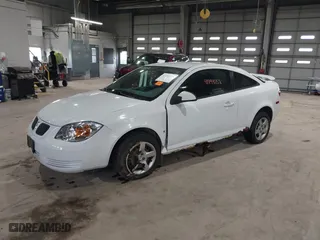 2009 Pontiac G5 with VIN 1G2AS18H897245796, listed as a IAAI auction lot 41499758 with 192,007 mi miles. Bid and sale history available at carsss.com. Image 17.