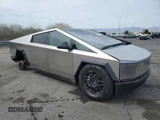 2024 Tesla Cybertruck с VIN 7G2CEHEDXRA056495, выставлен на аукционе Copart как лот 50212135 с пробегом 5 280 миль миль и Списание • Salvage title. История ставок и продаж доступна на DreamBid. Изображение 4.