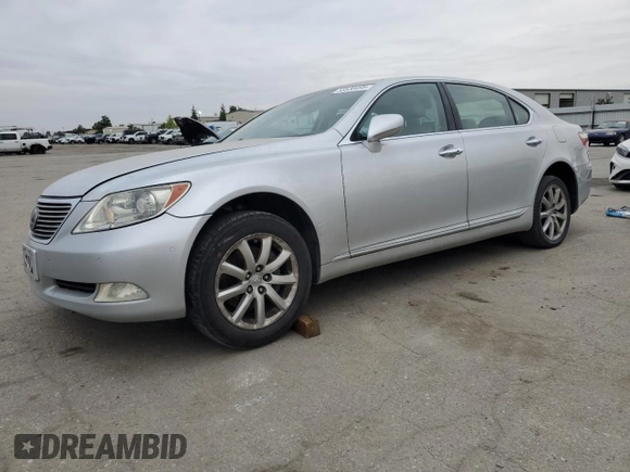 2007 Lexus LS 460 L z VIN JTHGL46F775001036, wystawiony jako Copart lot #53538495 z przebiegiem 133 138 mil mil oraz Szkody całkowita. Historia ofert i sprzedaży dostępna na DreamBid. Obrazek 1.