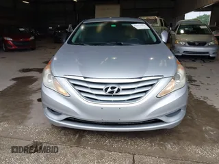 2011 Hyundai Sonata GLS with VIN 5NPEB4AC1BH241975, listed as a IAAI auction lot 42243194 with 224,825 mi miles and . Bid and sale history available at DreamBid. Image 6.