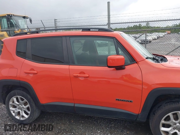 2017 Jeep Renegade Latitude с VIN ZACCJBBB2HPG32122, выставлен на аукционе IAAI как лот 41973690 с пробегом 140 504 миль миль и . История ставок и продаж доступна на DreamBid. Изображение 13.
