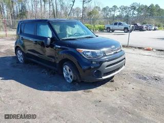 2017 Kia Soul with VIN KNDJN2A22H7425403, listed as a IAAI auction lot 41774932 with 48,228 mi miles. Bid and sale history available at carsss.com. Image 1.