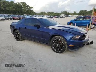 2012 Ford Mustang Premium z VIN 1ZVBP8AM6C5220199, wystawiony jako Copart lot #60164285 z przebiegiem 165 909 mil mil oraz Szkoda całkowita • Salvage title. Historia ofert i sprzedaży dostępna na DreamBid. Obrazek 4.