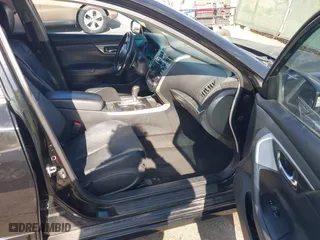 2013 Nissan Altima 3.5 SL with VIN 1N4BL3AP1DN443186, listed as a IAAI auction lot 42051445 with 164,696 mi miles. Bid and sale history available at carsss.com. Image 5.