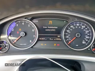 2013 Volkswagen Touareg Exec z VIN WVGEF9BPXDD007602, wystawiony jako Copart lot #50031785 z przebiegiem 93 859 mil mil oraz Szkody całkowita. Historia ofert i sprzedaży dostępna na DreamBid. Obrazek 9.