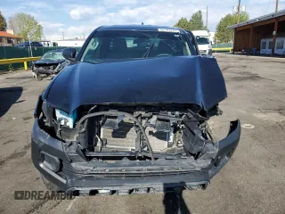 2017 Toyota Tacoma SR z VIN 5TFSX5ENXHX057041, wystawiony jako Copart lot #56187245 z przebiegiem 97 281 mil mil oraz Szkoda całkowita • Salvage title. Historia ofert i sprzedaży dostępna na DreamBid. Obrazek 5.