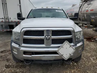 2014 Ram 4500 Tradesman z VIN 3C7WRLFL1EG156105, wystawiony jako Copart lot #85921604 z przebiegiem 270 169 mil mil oraz Czysty tytuł • Clean title. Historia ofert i sprzedaży dostępna na DreamBid. Obrazek 5.