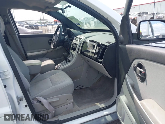 2005 Chevrolet Equinox LS z VIN 2CNDL13F656146590, wystawiony jako IAAI lot #42112618 z przebiegiem 149 214 mil mil oraz . Historia ofert i sprzedaży dostępna na DreamBid. Obrazek 5.