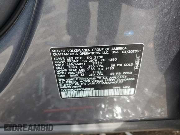 2023 Volkswagen Atlas SEL Premium R-Line z VIN 1V2FR2CA8PC549940, wystawiony jako Copart lot #50596565 z przebiegiem 19 750 mil mil oraz Szkoda całkowita • Salvage title. Historia ofert i sprzedaży dostępna na DreamBid. Obrazek 14.