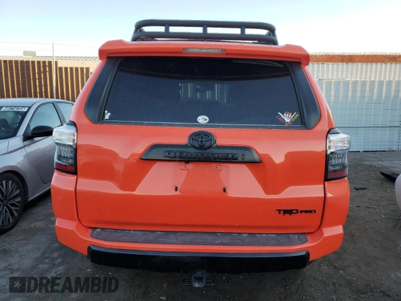 2023 Toyota 4Runner TRD Pro z VIN JTELU5JRXP6142113, wystawiony jako Copart lot #48787545 z przebiegiem 31 379 mil mil oraz Szkoda całkowita • Salvage title. Historia ofert i sprzedaży dostępna na DreamBid. Obrazek 6.
