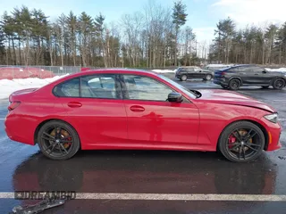 2022 BMW 3 Series M340i xDrive with VIN WBA5U9C01NFM09684, listed as a IAAI auction lot 41670169 with 38,640 mi miles and . Bid and sale history available at DreamBid. Image 13.