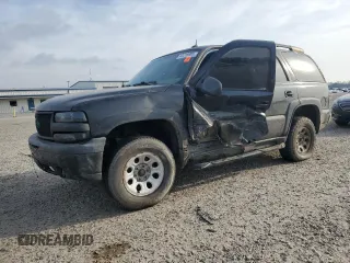 2002 Chevrolet Tahoe LT with VIN 1GNEK13Z02R285658, listed as a Copart auction lot 43216905 with 266,656 mi miles and Salvage Title. Bid and sale history available at carsss.com. Image 1.