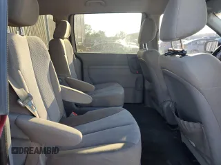 2011 Kia Sedona LX with VIN KNDMG4C78B6410543, listed as a Copart auction lot 73153064 with 149,751 mi miles and Non Repairable. Bid and sale history available at carsss.com. Image 11.