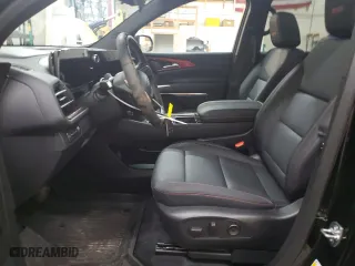 2024 Chevrolet Traverse AWD Z71 with VIN 1GNEVJKS9RJ215340, listed as a Copart auction lot 84172694 with 4,700 mi miles and Salvage Title. Bid and sale history available at carsss.com. Image 7.