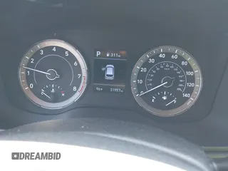 2022 Hyundai Venue Limited with VIN KMHRC8A3XNU185711, listed as a IAAI auction lot 42195088 with 31,957 mi miles and . Bid and sale history available at DreamBid. Image 7.