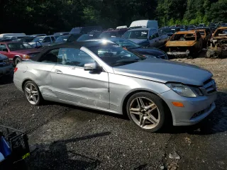 2011 Mercedes-Benz E 350 with VIN WDDKK5GF3BF092205, listed as a Copart auction lot 64381605 with Not provided miles and Salvage title. Bid and sale history available at DreamBid. Image 4.