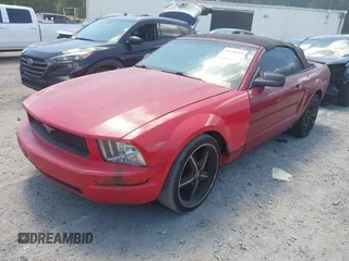 2008 Ford Mustang Deluxe with VIN 1ZVHT84N985188172, listed as a IAAI auction lot 42738693 with 165,837 mi miles and . Bid and sale history available at DreamBid. Image 2.