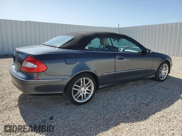 2009 Mercedes-Benz CLK 350 with VIN WDBTK56G69T104768, listed as a Copart auction lot 63009615 with 68,060 mi miles and Clean title. Bid and sale history available at DreamBid. Image 3.