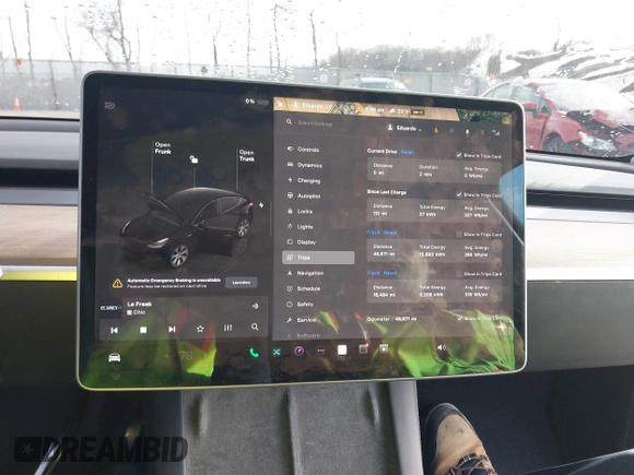 2022 Tesla Model Y Long Range z VIN 7SAYGDEE0NF435252, wystawiony jako IAAI lot #41449612 z przebiegiem 48 671 mil mil oraz . Historia ofert i sprzedaży dostępna na DreamBid. Obrazek 18.