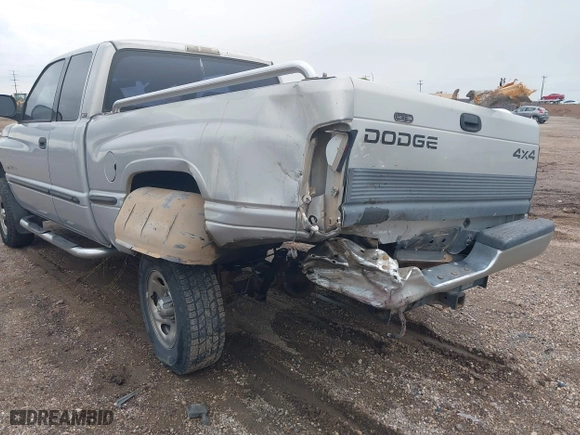 1999 Dodge Ram 1500 with VIN 3B7HF13Z8XG140644, listed as a IAAI auction lot 41971280 with 157,584 mi miles. Bid and sale history available at carsss.com. Image 6.