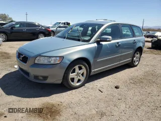 2008 Volvo V50 2.5T R-Design with VIN YV1MJ672482394914, listed as a Copart auction lot 49704865 with 166,648 mi miles and Clean Title. Bid and sale history available at carsss.com. Image 1.