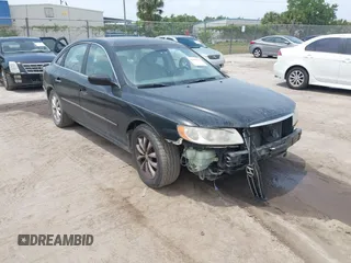 2008 Hyundai Azera GLS with VIN KMHFC46D48A335587, listed as a IAAI auction lot 42092272 with 174,537 mi miles and . Bid and sale history available at DreamBid. Image 1.