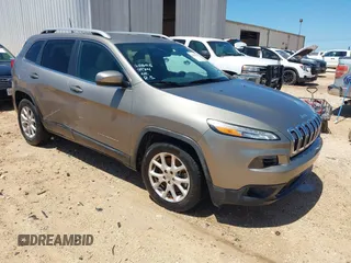 2017 Jeep Cherokee Latitude с VIN 1C4PJLCB4HW548974, выставлен на аукционе IAAI как лот 42632527 с пробегом 193 255 миль миль и . История ставок и продаж доступна на DreamBid. Изображение 1.