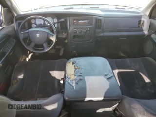 2005 Dodge 2500 ST z VIN 3D7KR28C65G740640, wystawiony jako Copart lot #55899875 z przebiegiem 334 290 mil mil oraz Szkoda całkowita • Salvage title. Historia ofert i sprzedaży dostępna na DreamBid. Obrazek 8.