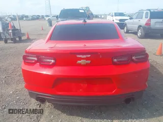 2022 Chevrolet Camaro 1LT z VIN 1G1FB1RX7N0107315, wystawiony jako IAAI lot #40176789 z przebiegiem Nie podano mil oraz . Historia ofert i sprzedaży dostępna na DreamBid. Obrazek 16.