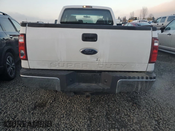 2010 Ford F-250 XL z VIN 1FTSX2B59AEA46522, wystawiony jako Copart lot #82400814 z przebiegiem 152 220 mil mil oraz Szkody całkowita. Historia ofert i sprzedaży dostępna na DreamBid. Obrazek 6.