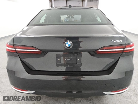 2024 BMW 5 Series 530i xDrive with VIN WBA53FJ05RCS33735, listed as a Copart auction lot 49742795 with 20,986 mi miles and Clean Title. Bid and sale history available at carsss.com. Image 6.