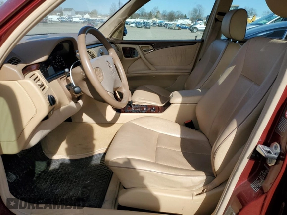 2000 Mercedes-Benz E-Class with VIN WDBJF65J6YB052254, listed as a Copart auction lot 49375555 with 96,015 mi miles and Salvage Title. Bid and sale history available at carsss.com. Image 7.