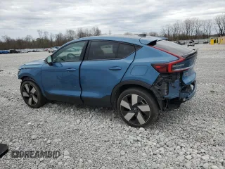 2023 Volvo C40 Ultimate z VIN YV4ED3GM0P2067200, wystawiony jako Copart lot #51802685 z przebiegiem 21 683 mil mil oraz Szkoda całkowita • Salvage title. Historia ofert i sprzedaży dostępna na DreamBid. Obrazek 2.