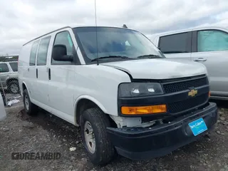 2023 Chevrolet Express Cargo Van with VIN 1GCWGAFP7P1118809, listed as a IAAI auction lot 41163339 with 31,377 mi miles. Bid and sale history available at carsss.com. Image 1.