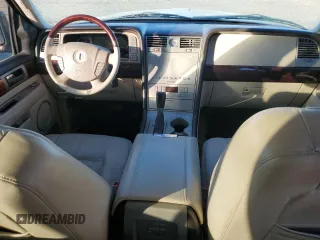 2003 Lincoln Navigator Ultimate with VIN 5LMFU27R73LJ42176, listed as a Copart auction lot 87861675 with 189,060 mi miles and Clean Title. Bid and sale history available at carsss.com. Image 8.