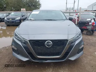 2019 Nissan Altima SR with VIN 1N4BL4CV8KN301609, listed as a IAAI auction lot 41608699 with 159,931 mi miles and . Bid and sale history available at carsss.com. Image 12.