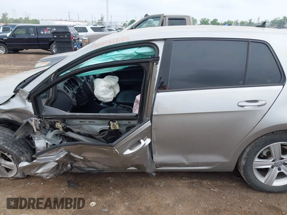 2015 Volkswagen Golf SEL z VIN 3VWRA7AU0FM077582, wystawiony jako IAAI lot #42261201 z przebiegiem 103 745 mil mil oraz . Historia ofert i sprzedaży dostępna na DreamBid. Obrazek 15.