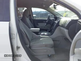 2008 GMC Acadia SLE1 with VIN 1GKEV13788J294604, listed as a IAAI auction lot 41818969 with 173,252 mi miles. Bid and sale history available at carsss.com. Image 5.