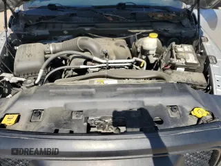 2017 Ram 1500 Rebel z VIN 1C6RR7YT4HS531035, wystawiony jako Copart lot #57652345 z przebiegiem 130 013 mil mil oraz Czysty tytuł • Clean title. Historia ofert i sprzedaży dostępna na DreamBid. Obrazek 11.