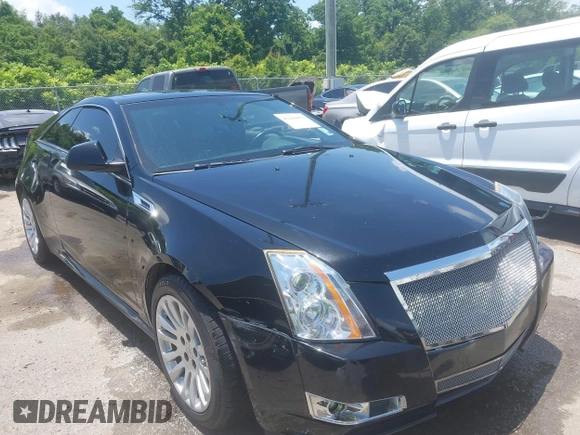 2012 Cadillac CTS Performance z VIN 1G6DJ1E31C0139231, wystawiony jako IAAI lot #42446853 z przebiegiem 102 857 mil mil oraz . Historia ofert i sprzedaży dostępna na DreamBid. Obrazek 1.