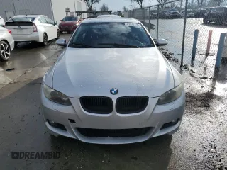 2009 BMW 3 Series 328i with VIN WBAWV13579P122218, listed as a Copart auction lot 41417735 with 89,963 mi miles and Salvage title. Bid and sale history available at DreamBid. Image 5.