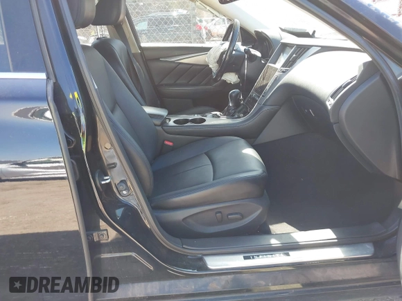 2015 Infiniti Q50 Premium with VIN JN1BV7AP9FM348009, listed as a IAAI auction lot 41852281 with 124,118 mi miles. Bid and sale history available at carsss.com. Image 5.