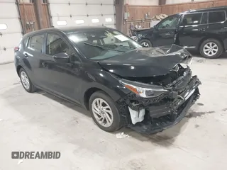 2025 Subaru Impreza z VIN JF1GUABC7S8207544, wystawiony jako IAAI lot #42030522 z przebiegiem 3020 mil mil oraz . Historia ofert i sprzedaży dostępna na DreamBid. Obrazek 1.