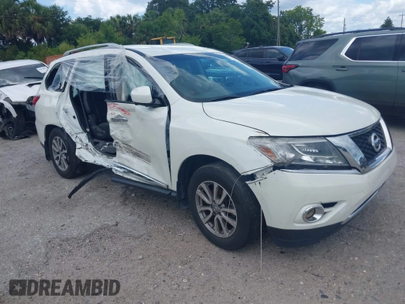 2015 Nissan Pathfinder SV with VIN 5N1AR2MN0FC707145, listed as a IAAI auction lot 41697576 with 104,252 mi miles and . Bid and sale history available at DreamBid. Image 1.