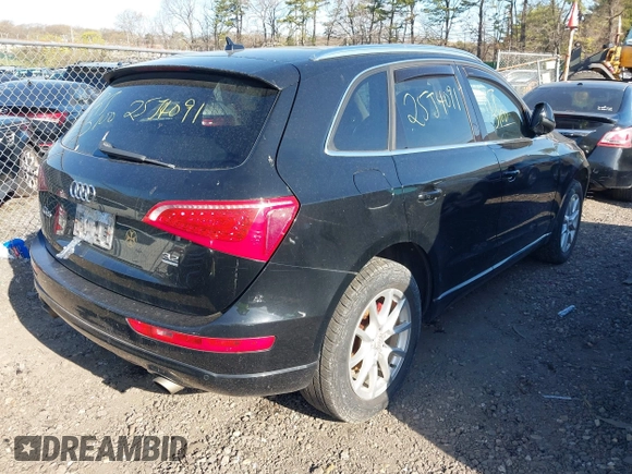 2010 Audi Q5 Premium Plus z VIN WA1LKAFP4AA014040, wystawiony jako IAAI lot #42105544 z przebiegiem Nie podano mil oraz . Historia ofert i sprzedaży dostępna na DreamBid. Obrazek 4.