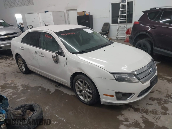 2011 Ford Fusion SEL with VIN 3FAHP0JG5BR238879, listed as a IAAI auction lot 41600049 with 221,399 mi miles. Bid and sale history available at carsss.com. Image 1.